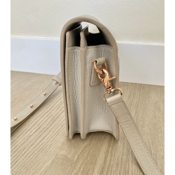 Dagne Dover Andra Pebbled Leather Neutral Crossbody Bone Shoulder Bag Medium - Picture 4 of 15